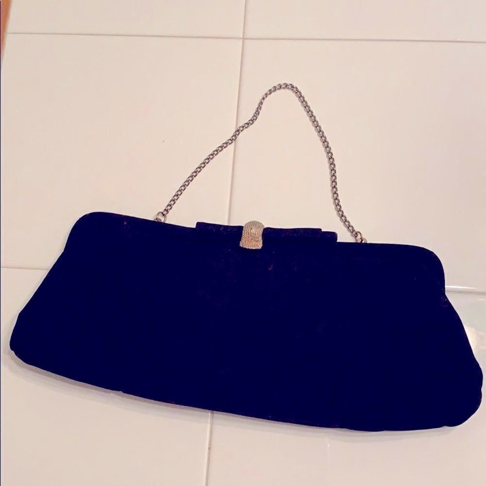 Vtg 60s black cloth evening bag with gold clasp